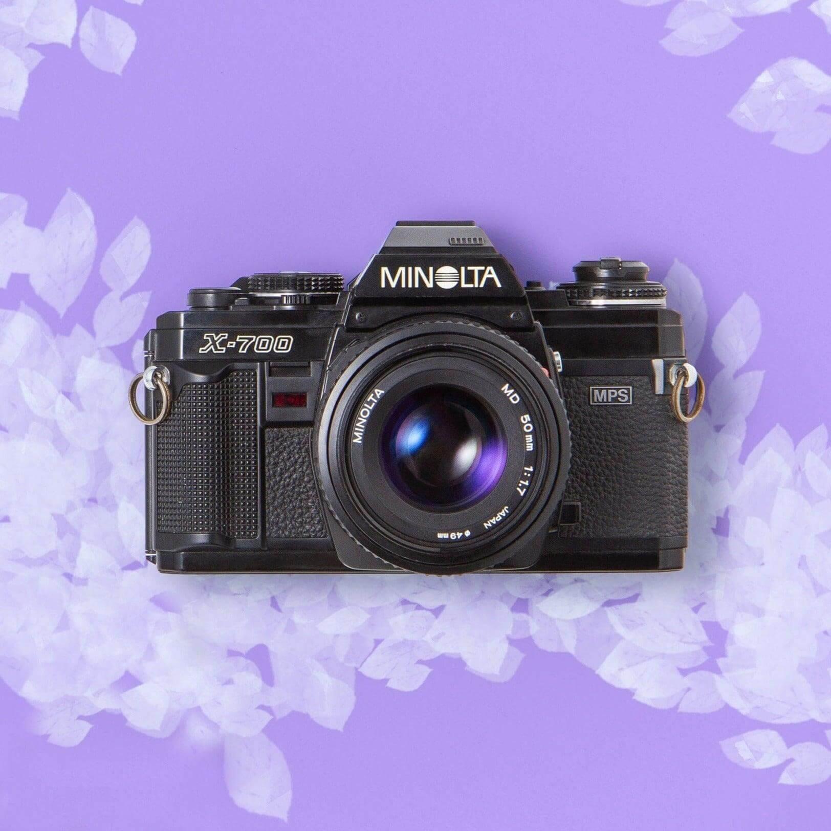 Minolta X-700 35mm Vintage Film Camera1
