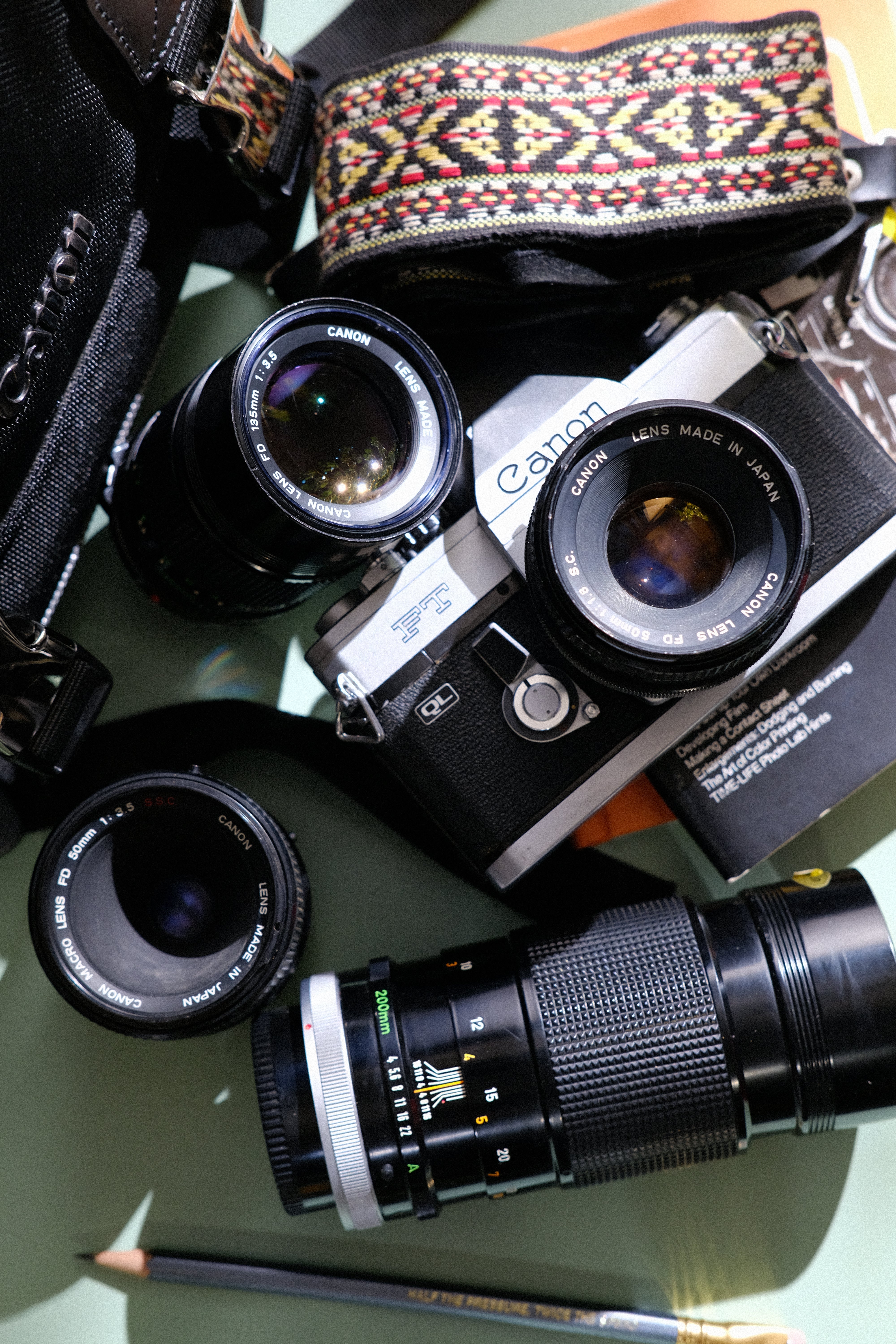 Canon FTb & Accessories | Film Camera Bundle (L)