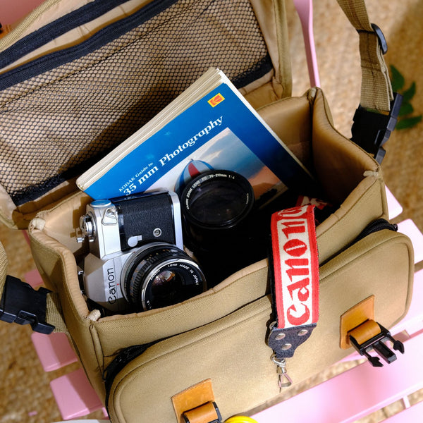 1975 Double Click Quantaray Camera Bag