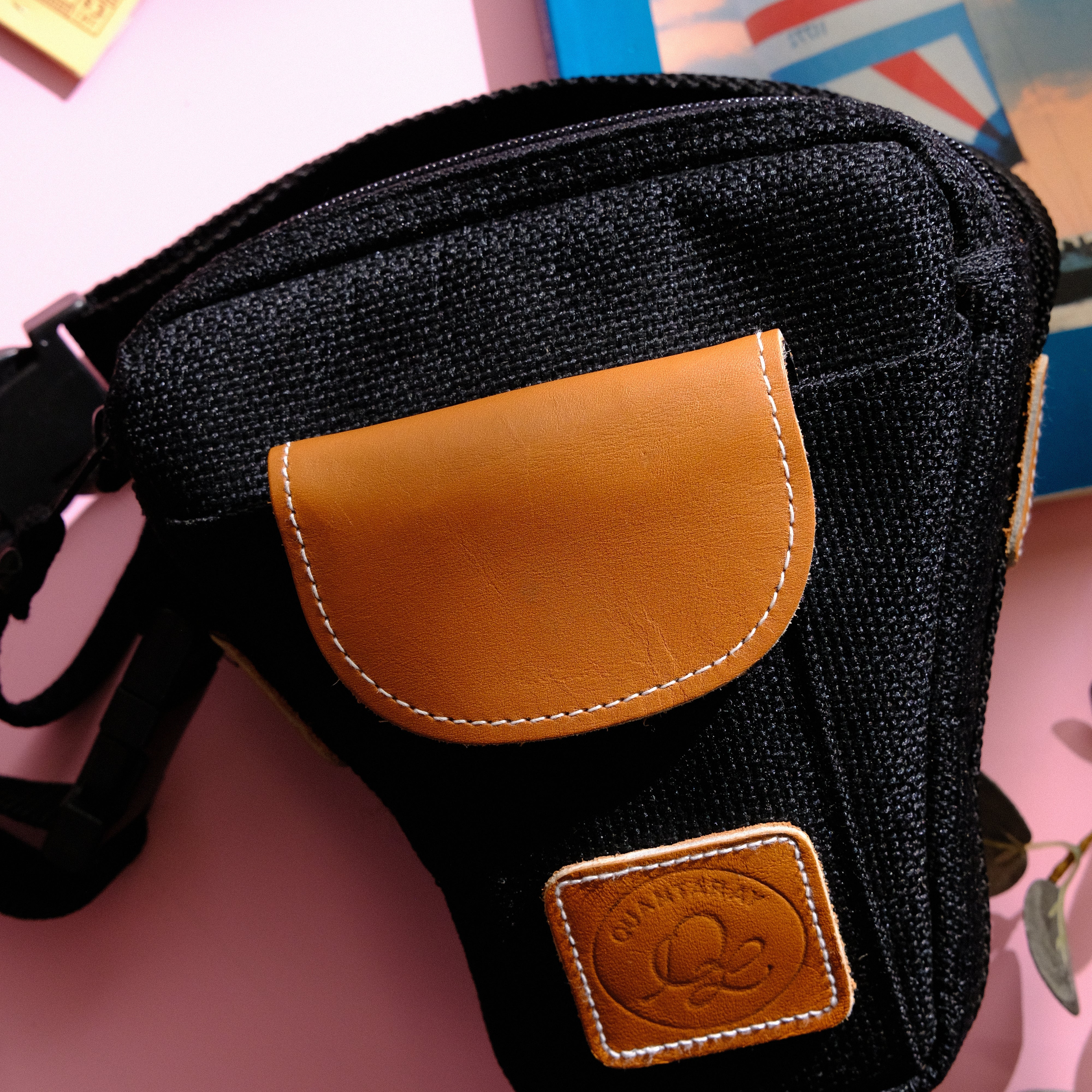 1970s Vintage SLR Camera Bag