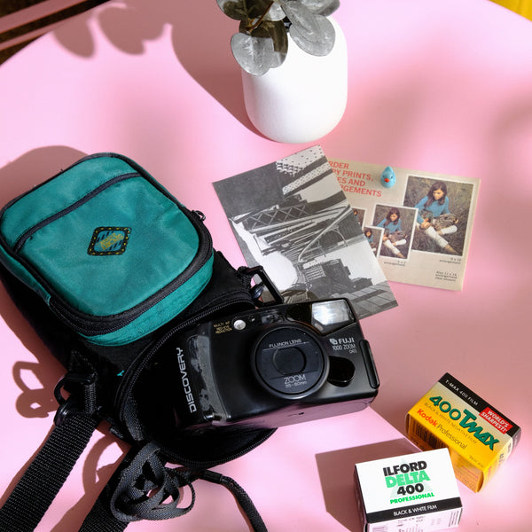 Fuji Discovery 1000 Zoom Film Camera Set