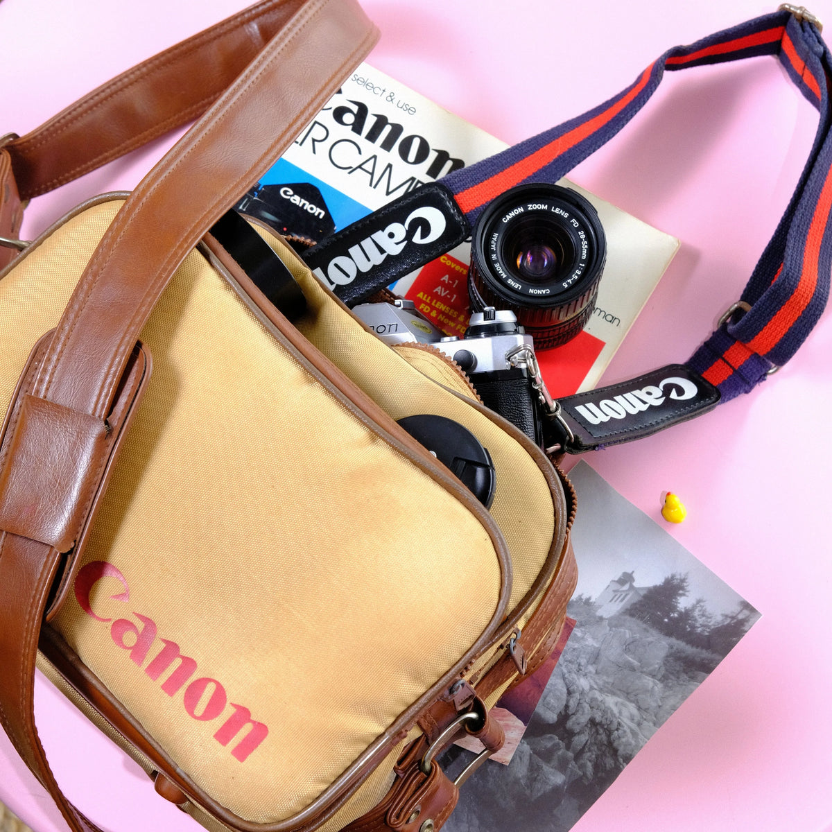 True Vintage: Canon Beige Gadget Bag (1976)