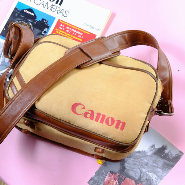 True Vintage: Canon Beige Gadget Bag (1976)