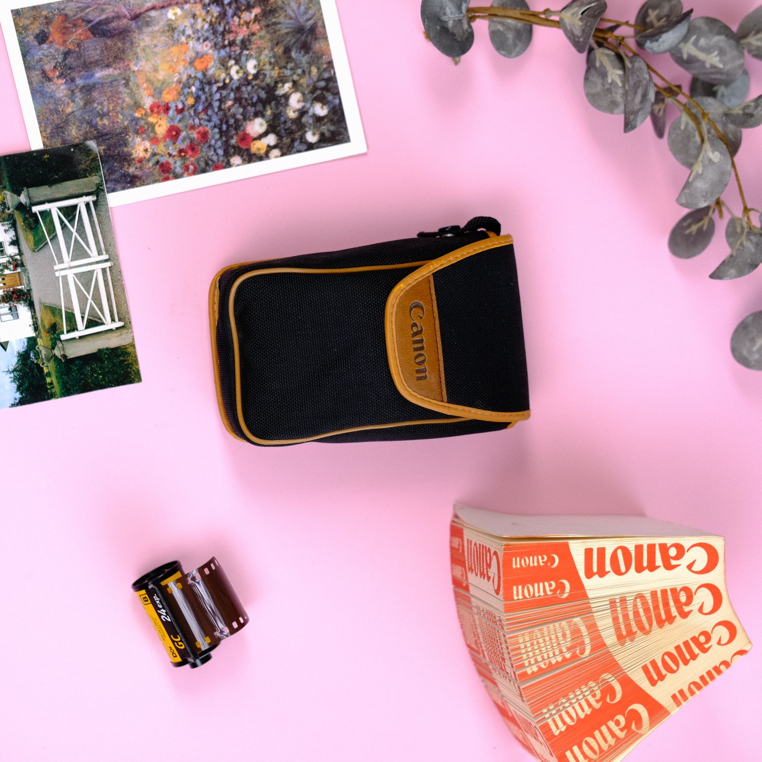 True Vintage: Canon Camera Pouch (1983)