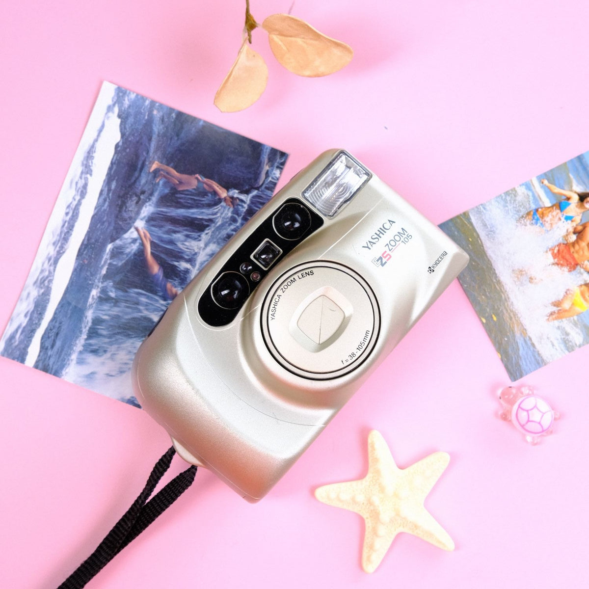 Yashica EZS Zoom 105 | 35mm Point and Shoot Film Camera