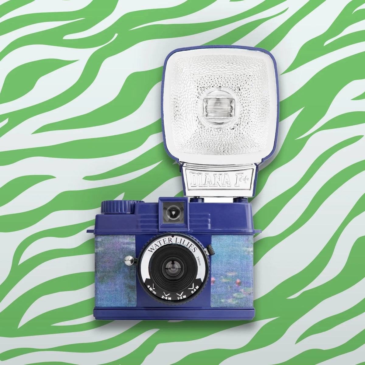 Lomography Lomourette Classic | Point and Shoot 35mm Film Camera