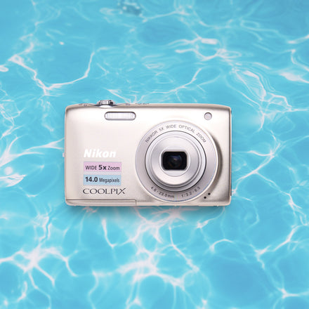 Nikon Coolpix s3100 | Retro Point and Shoot Camera